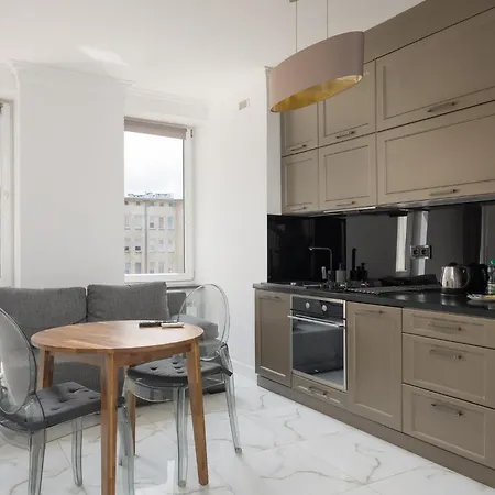 Chmielna Downtown By Bookinghost Varsóvia