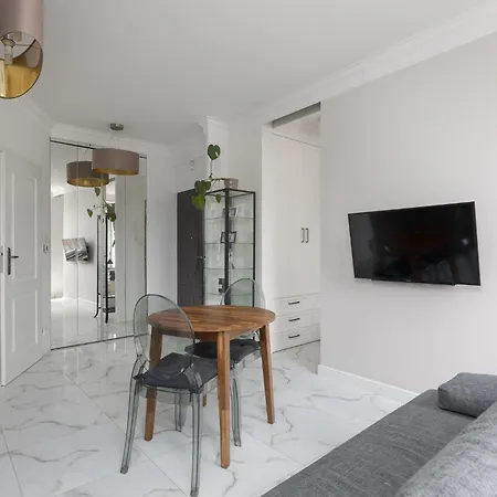 Chmielna Downtown By Bookinghost Apartment Warschau