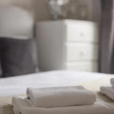 Chmielna Downtown By Bookinghost ורשה